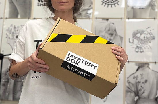 MYSTERY BOX