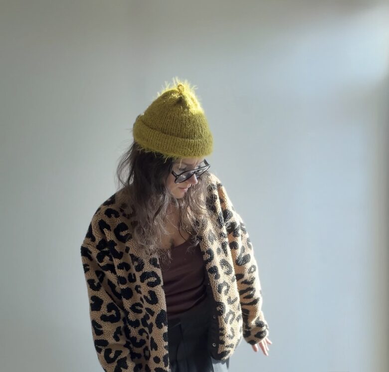 Knitted PIPPA beanie hat | olive green