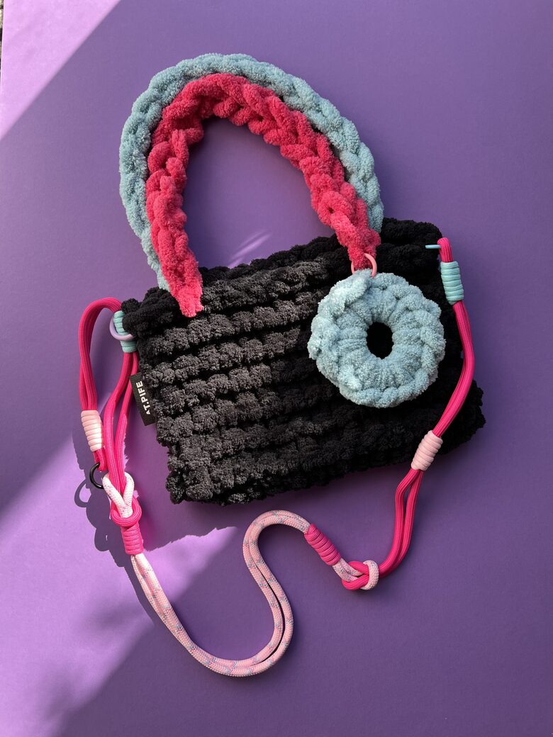 PUFFY handbag | black