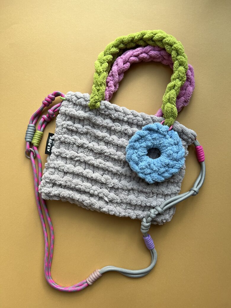 PUFFY handbag | beige