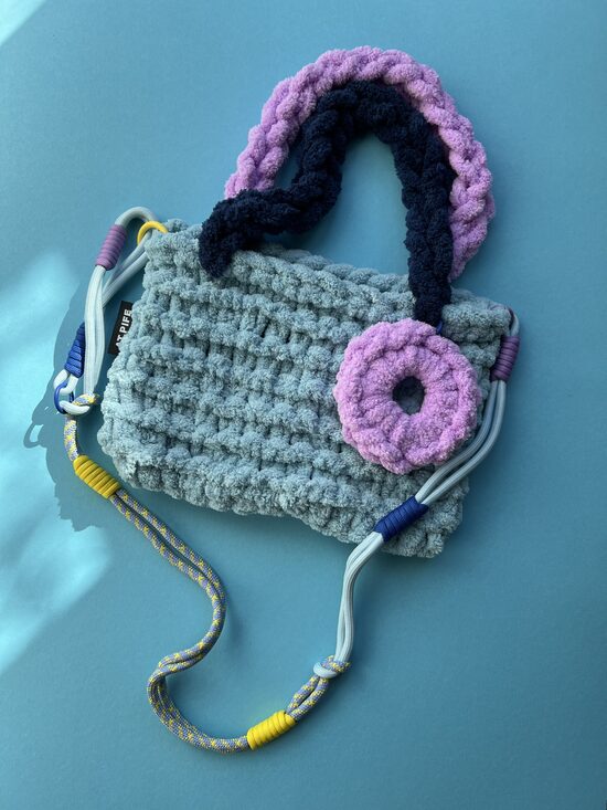 PUFFY handbag | light blue