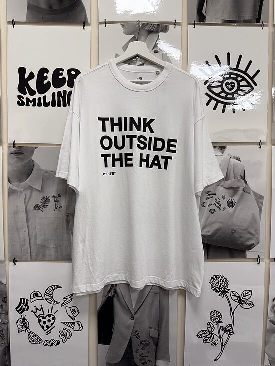 T-shirt | white