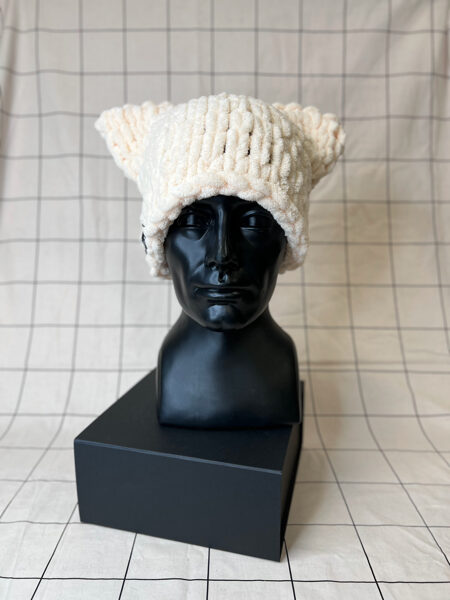 PUFFY CAT hat | Light peach